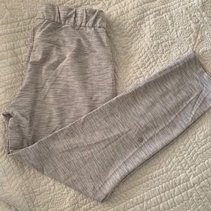 White/Gray lululemon On The Fly Pant - Size 6